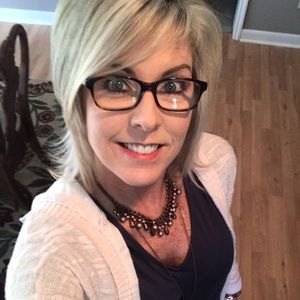 Meet your Posher, Theresa